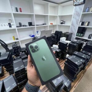 IPhone 13 pro max pallet - Image 4